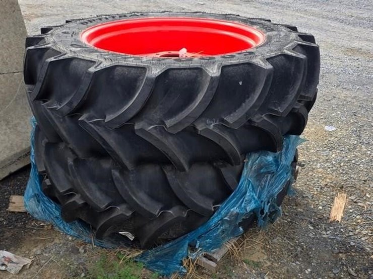 2-good-year-420/75r34-tractor-ties-&-rims-image-4