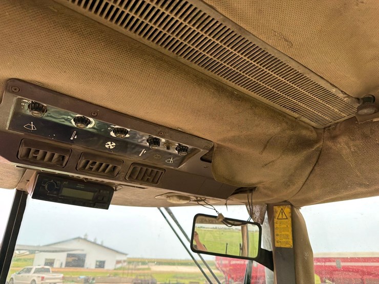 john-deere-4760-image-39