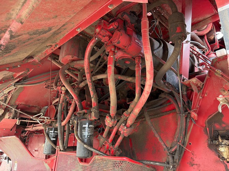 case-ih-2166-image-60