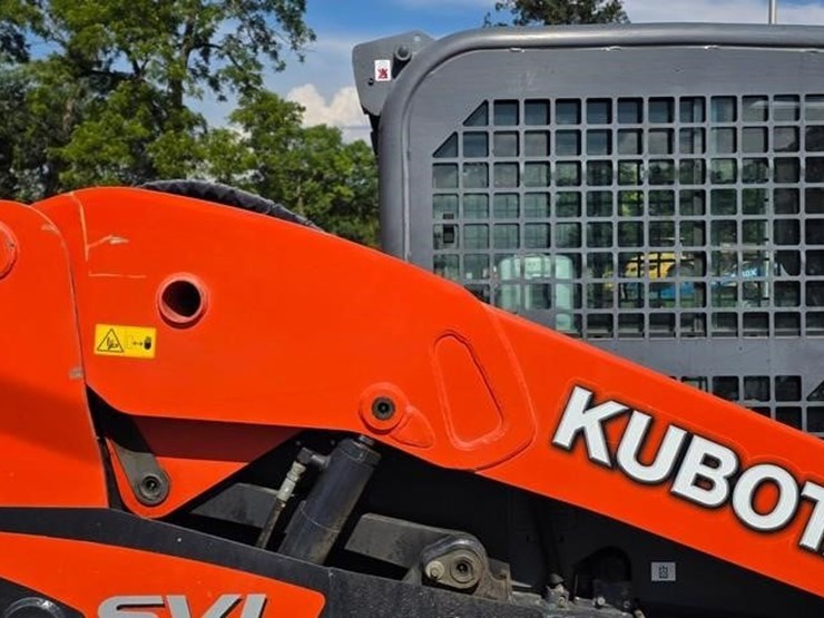 kubota-svl75-2-image-26