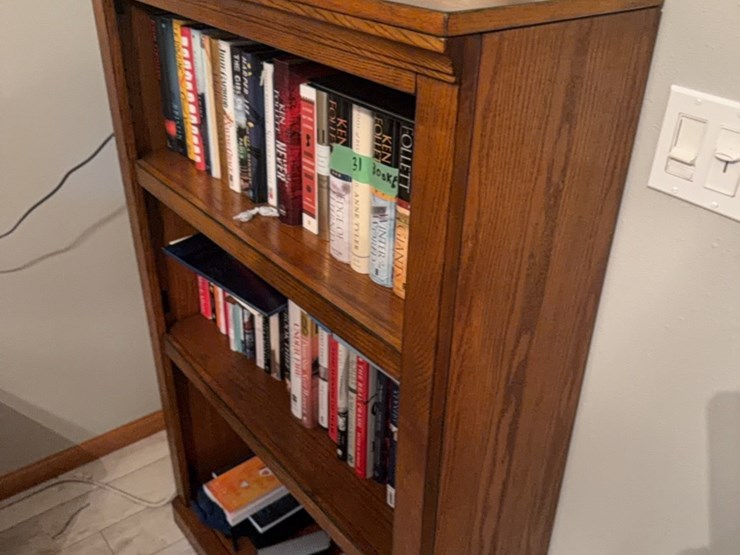 excellent-bookshelf,-brand-new-mint-condition,-shelf-only,-books-sell-separate-image-6