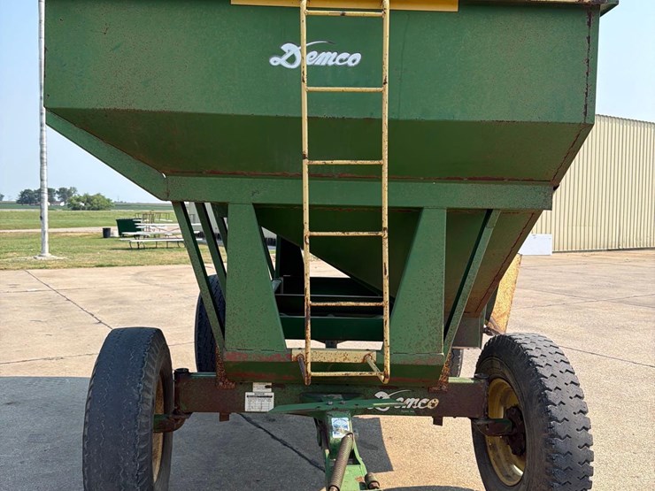demco-365-image-2