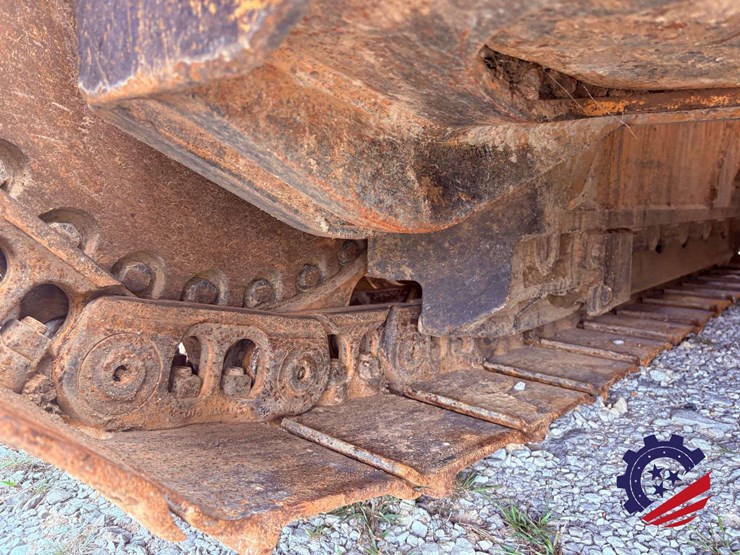 2009-caterpillar-d5k-xl-image-30