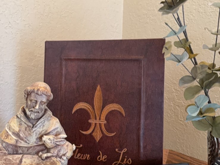 decor-for-top-of-curio-cabinet-image-9
