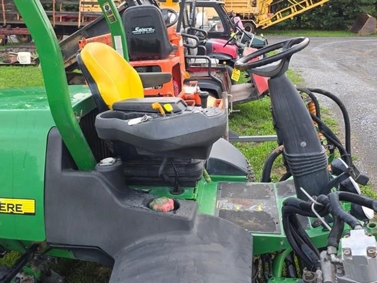 2011-john-deere-7500-image-9