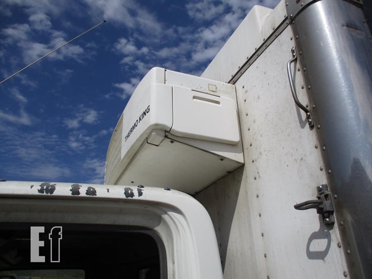 2015-hino-195h-image-18