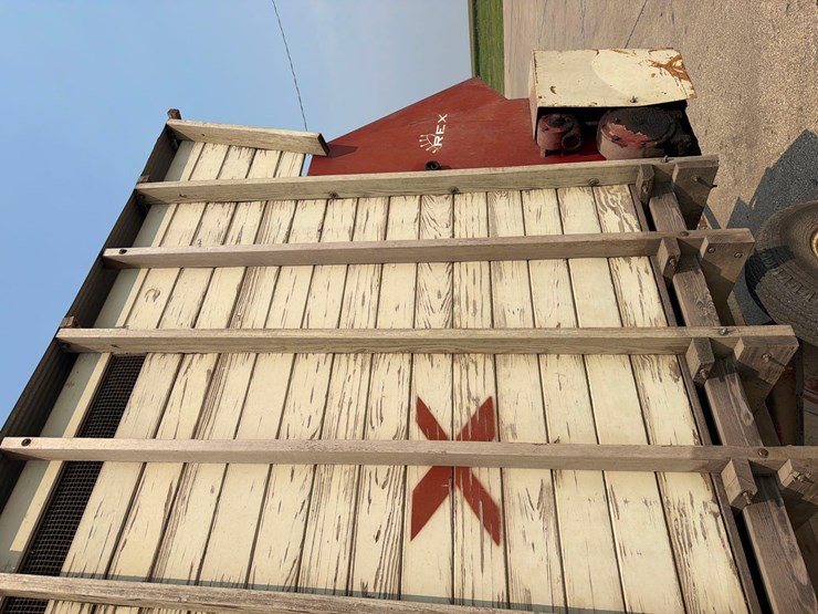 rex-14ft-front-unload-silage-wagon-image-9