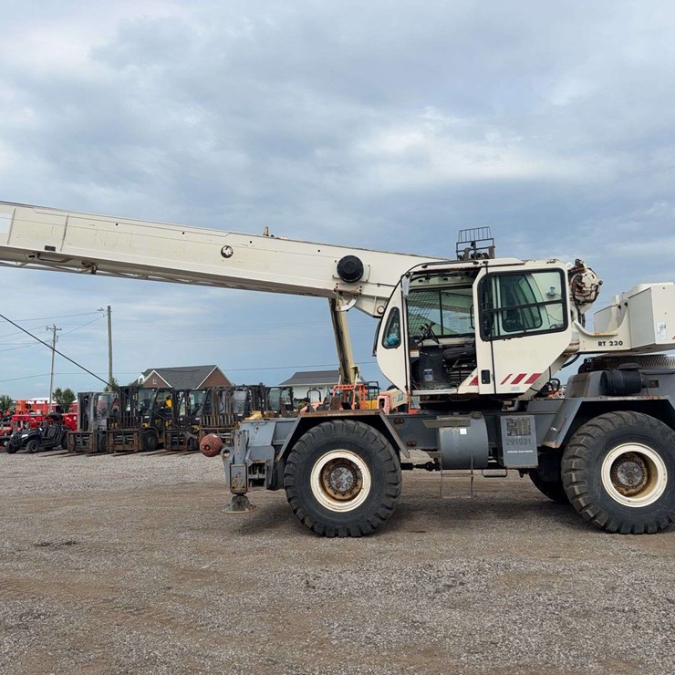 2001 TEREX RT230