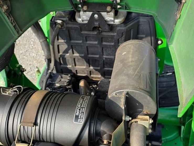 2013-john-deere-3520-image-38