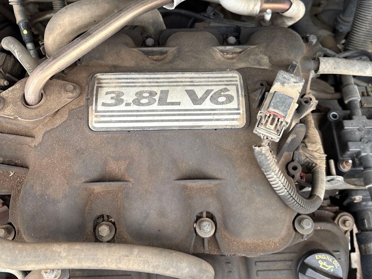 2008-chrysler-town-&-country-touring-image-28