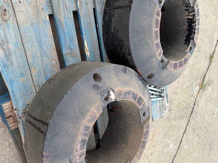 2-case-ih-wheel-weights-image-7