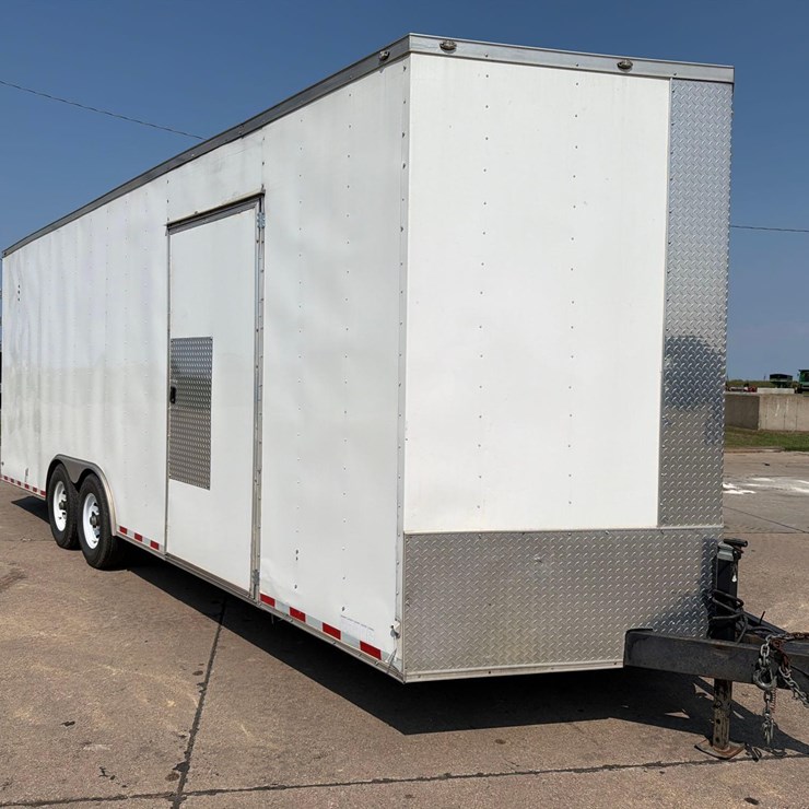 2018 Diamond 100” x 24ft Bumper Hitch Enclosed Trailer