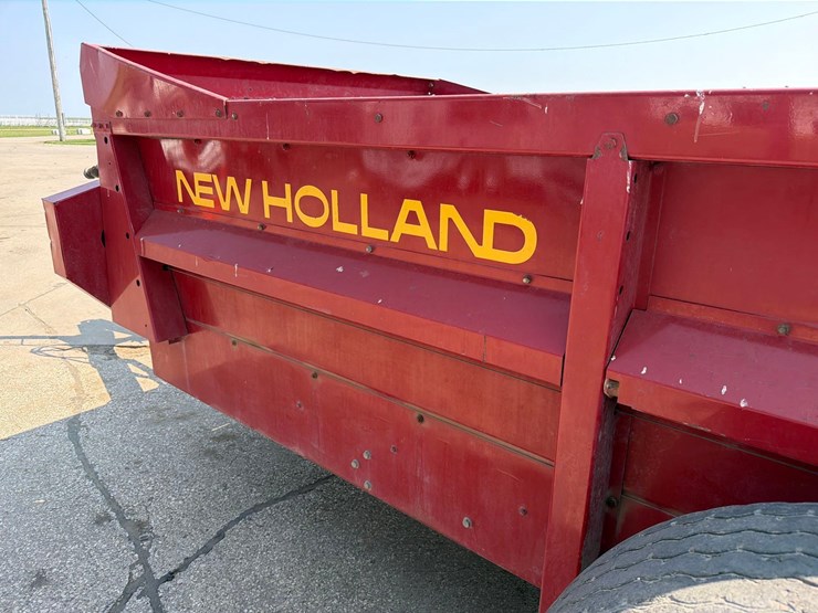 new-holland-195-image-8