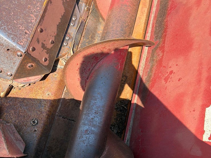 case-ih-1063-image-26