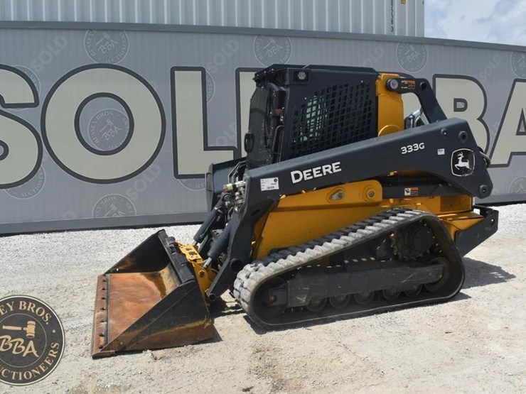 2024-deere-333g-image-1