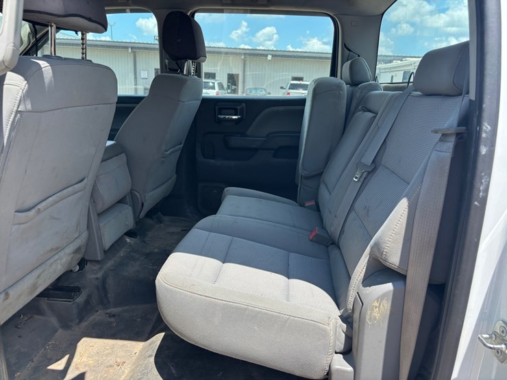 2016-gmc-2500hd-image-7