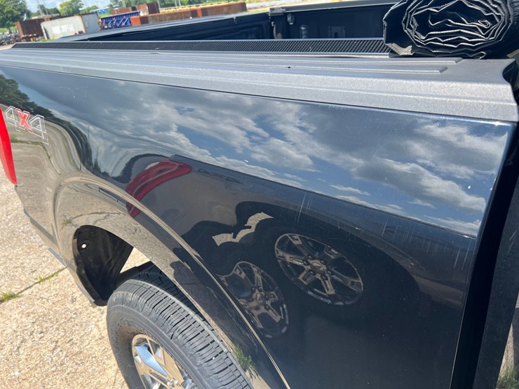 ford-f150-lariat-image-17