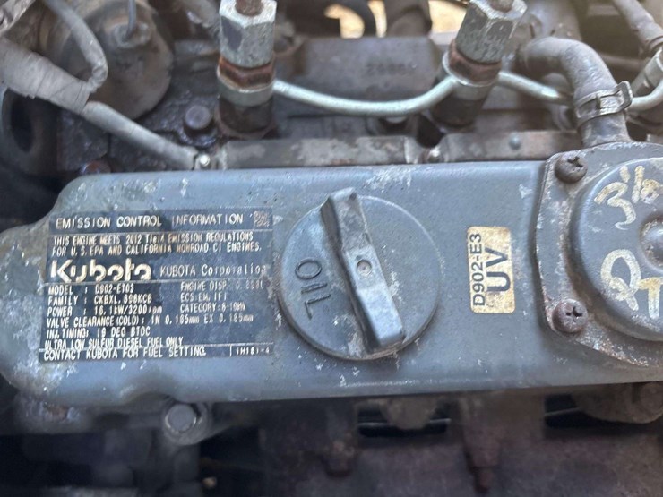 2013-kubota-rtv900-image-13