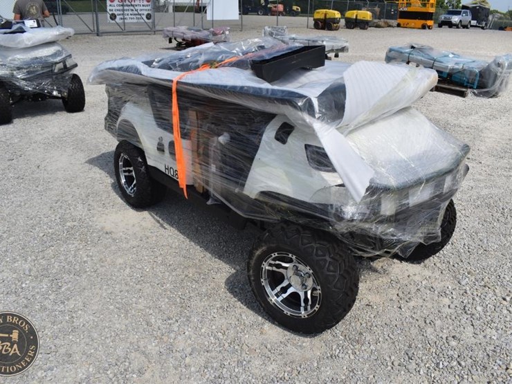 four-wheeled-golf-cart-48500-image-3
