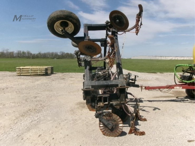 2002-dalton-ag-products-d3035-image-4