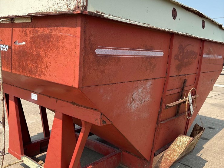 demco-325-image-10