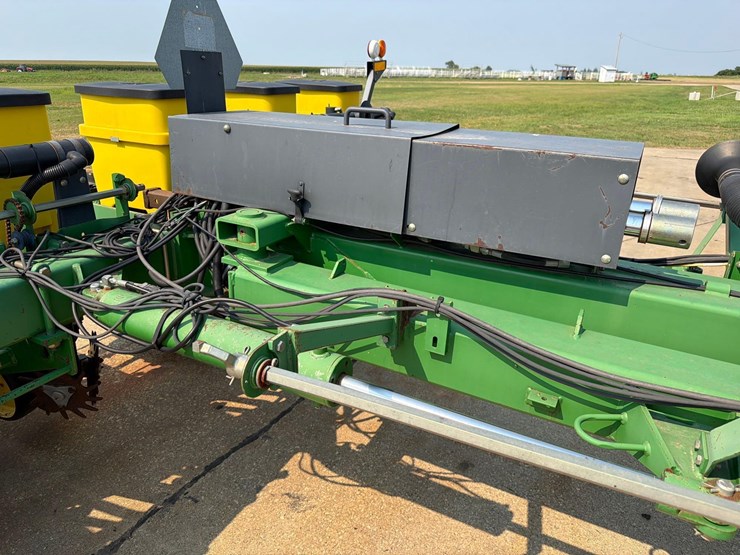 1994-john-deere-7200-image-10
