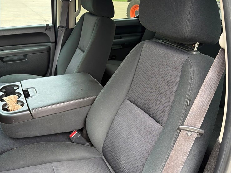 2012-gmc-sierra-1500-image-37