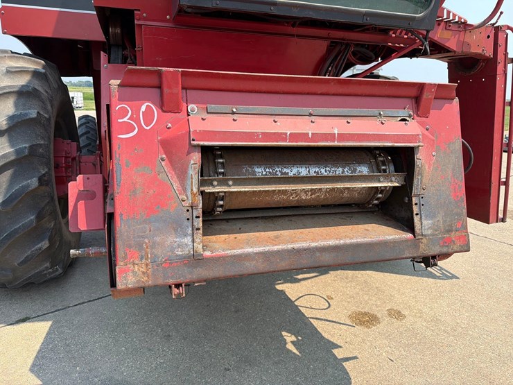 1989-case-ih-1660-image-18