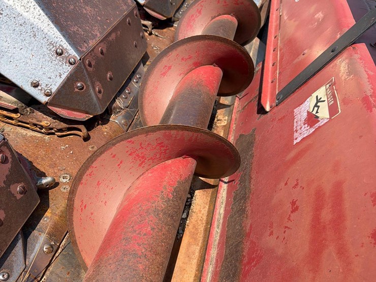 case-ih-1063-image-27
