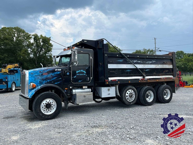 2008-peterbilt-365-image-1