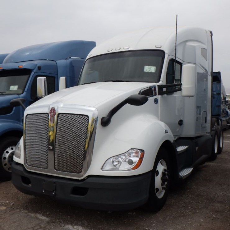 2021 KENWORTH T680