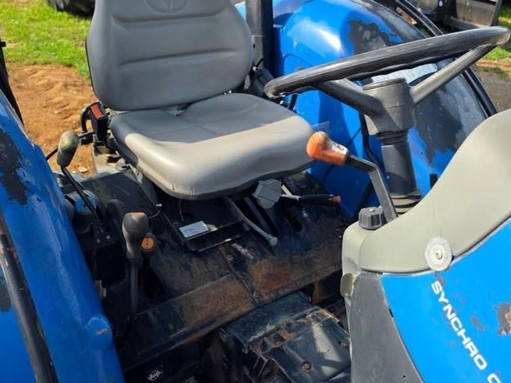 new-holland-tn75-image-40