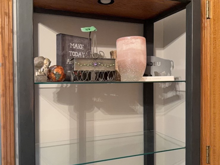 6-foot-shelf,-excellent-quality,-grey,-has-glass-shelves-and-top-light---note:--lot-48-is-an-exact-match-to-this-one.-it-was-decided-to-sell-them-separate.-image-17