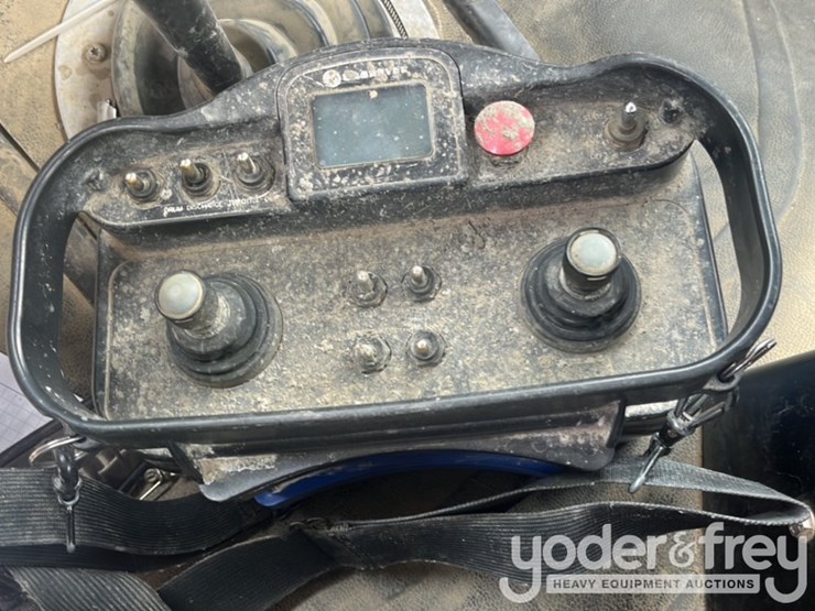 2018-freightliner-114sd-image-9
