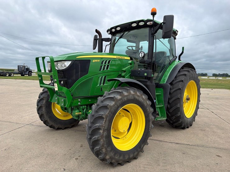2021-john-deere-6155r-image-1