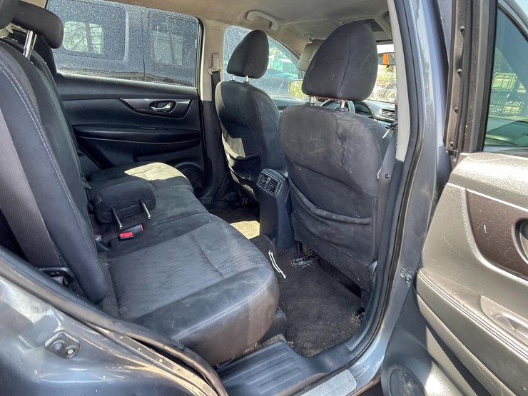 2018-nissan-rogue-image-98