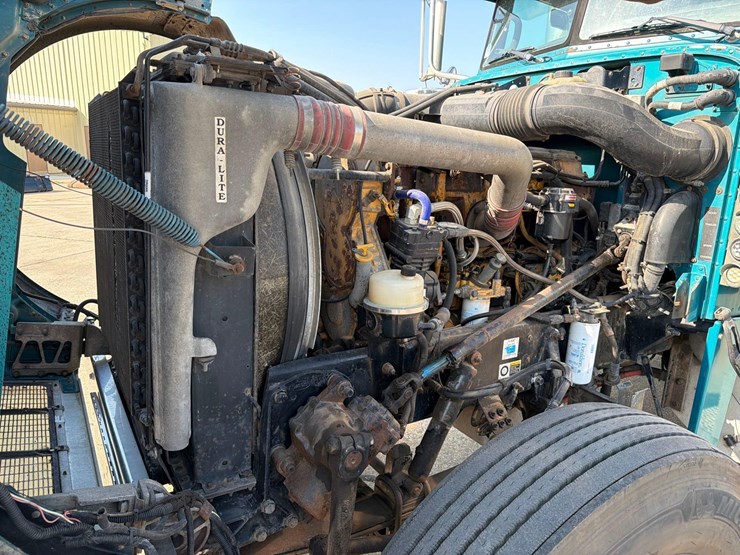 2007-peterbilt-379-image-56