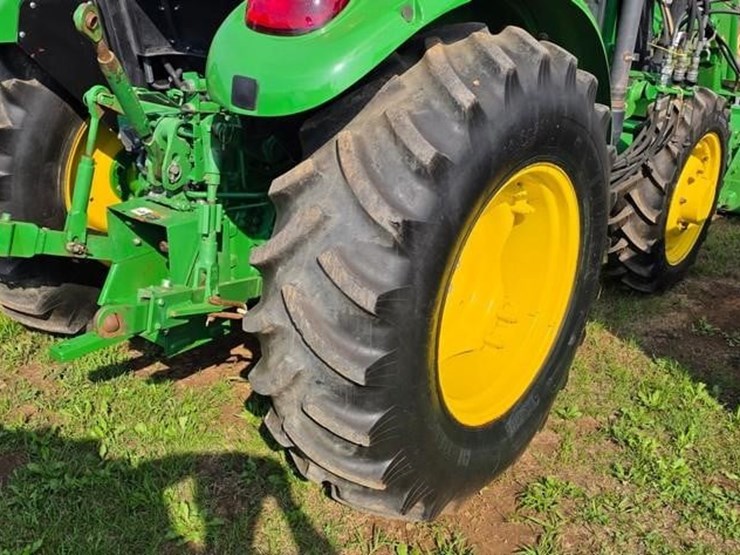john-deere-5055e-image-24