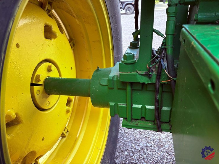 john-deere-2840-image-37