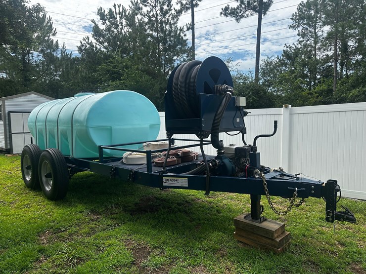 pristine-ag-spray-tanker-trailer-with-1610-gallon-tank-and-as300-pump-image-1