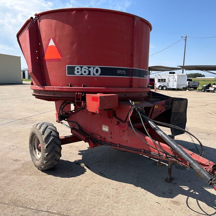 CASE IH 8610