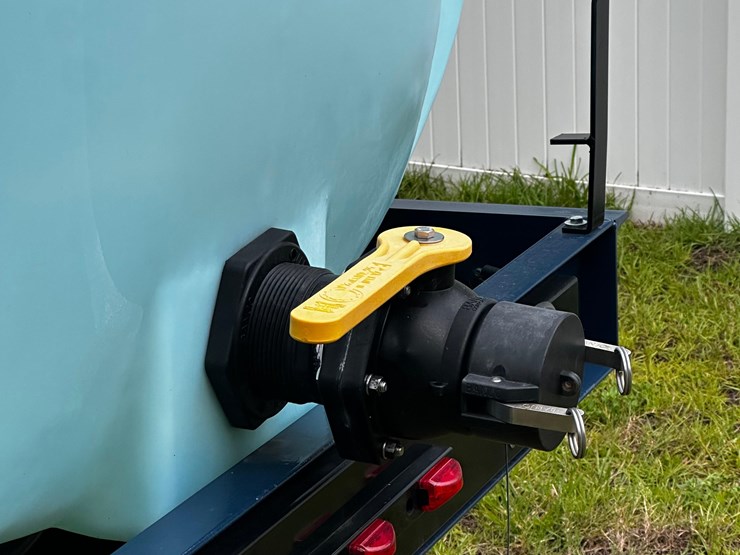 pristine-ag-spray-tanker-trailer-with-1610-gallon-tank-and-as300-pump-image-28