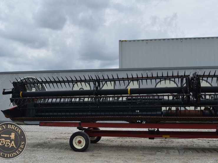 2010-case-ih-2162-image-2