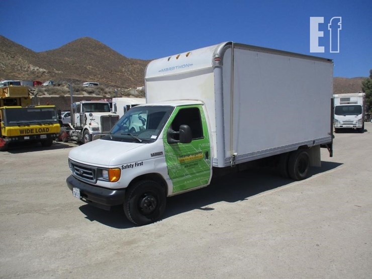 2006-ford-e450-image-1