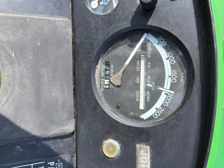 john-deere-4020-image-40