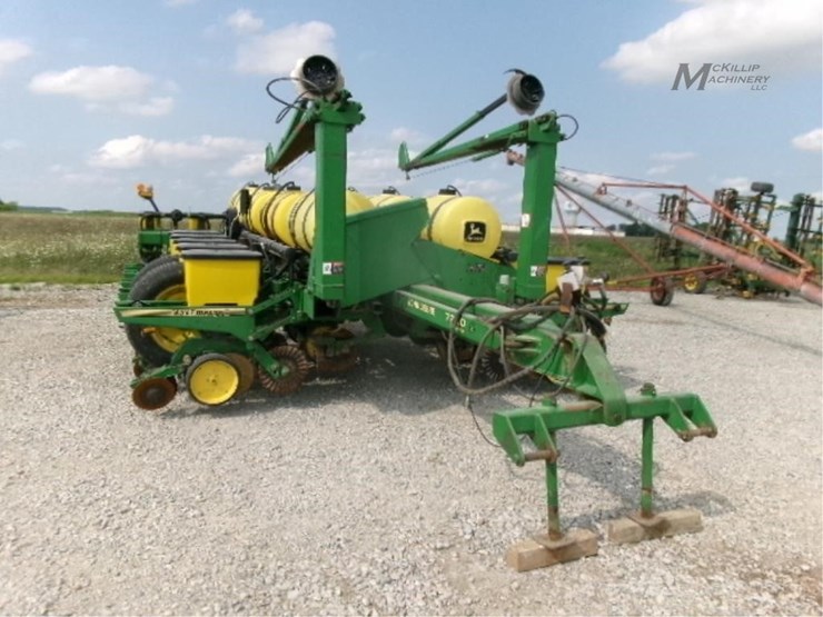 1995-john-deere-7200-image-3