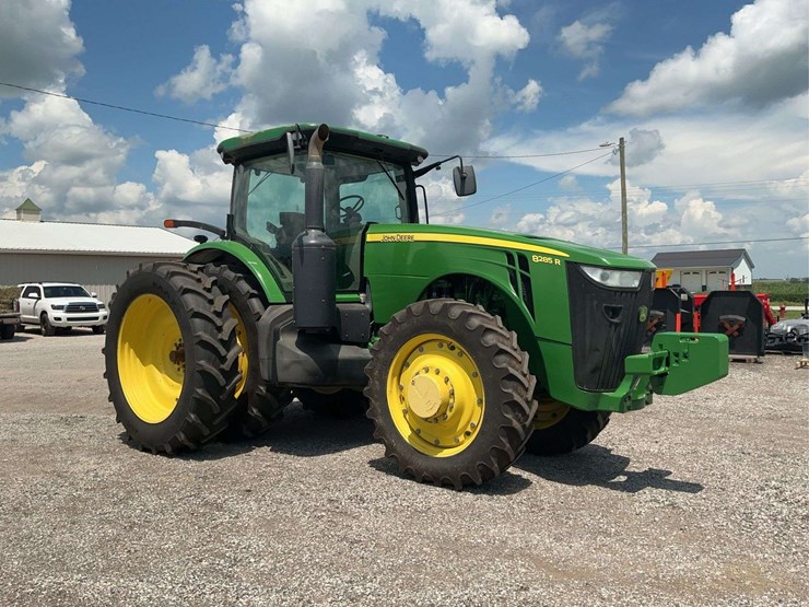john-deere-r-image-2