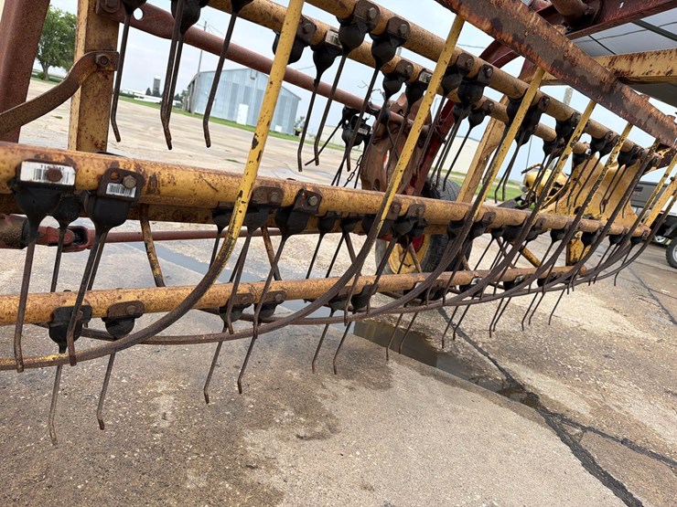 new-holland-56-image-12