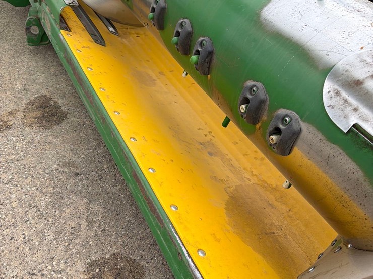 2009-john-deere-635f-image-25
