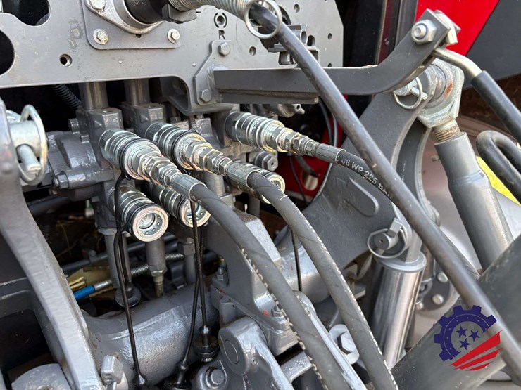 2023-massey-ferguson-5711-image-29